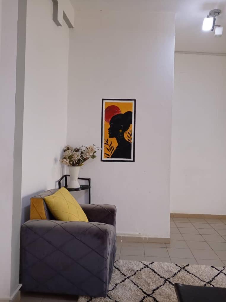 Appart meublé le Dakota Yaoundé Exterior foto